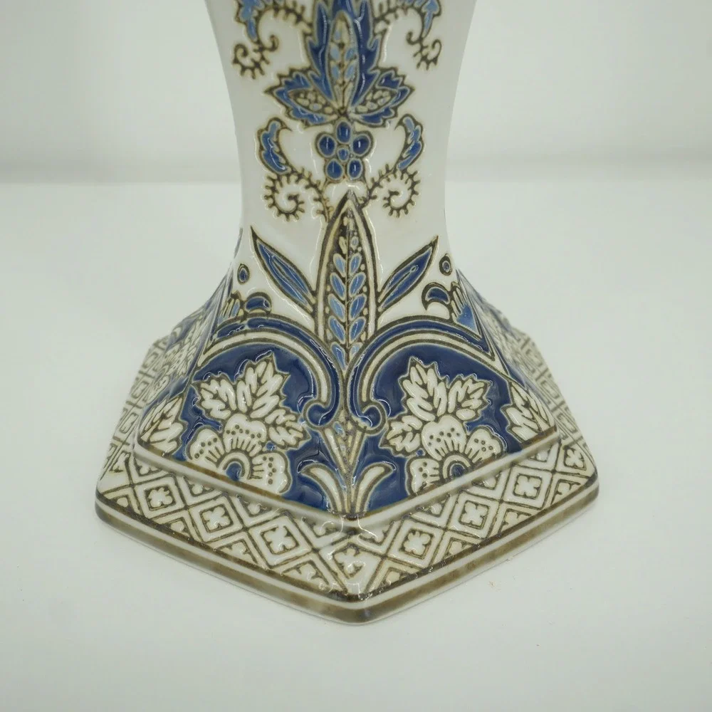 Unbranded Candlestick Holder Home Decor 10.75in Blue White Gold Floral Ceramic